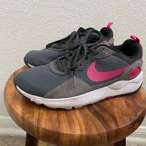 Women’s Nike Shoes